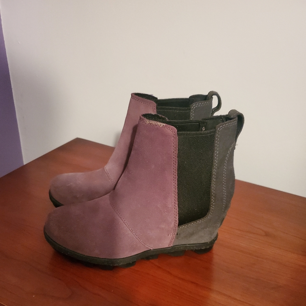 Sorel Joan of Arctic wedge ll Chelsea boots